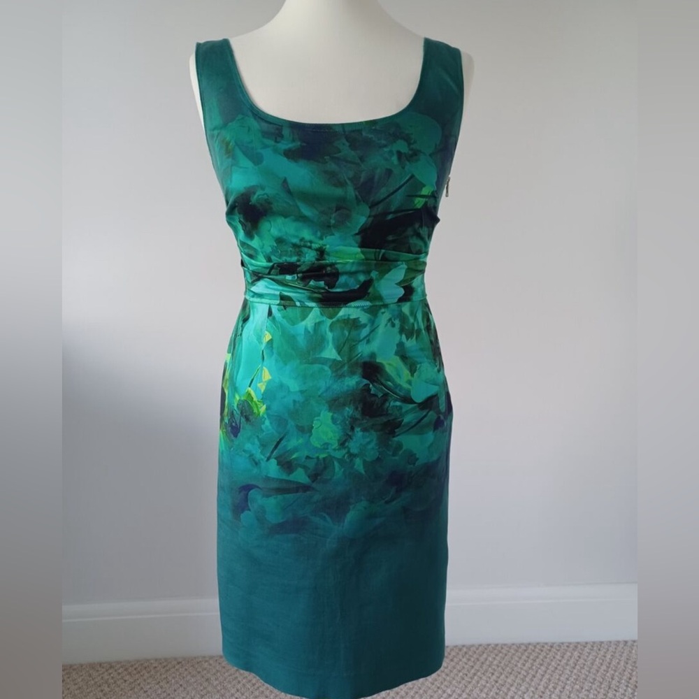 Elie Tahari size 8 dress